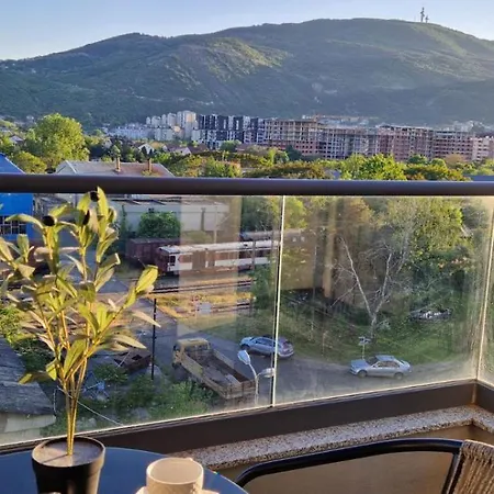 2-bedroom With Private Parking * Скопье