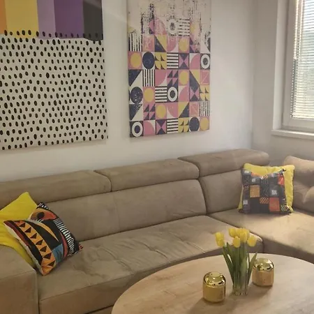 2-bedroom With Private Parking Апартаменты Скопье